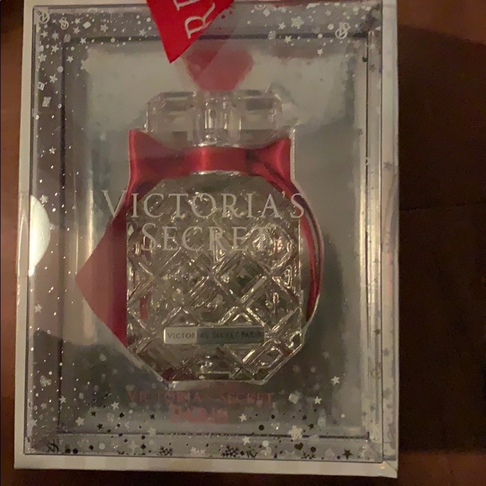 Victoria’s Secret edp bombshell Paris